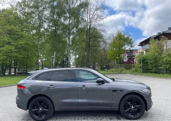 Jaguar F-Pace cena 95700 przebieg: 162000, rok produkcji 2017 z Zabrze małe 379